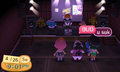 delcaatty:  bastardfact gave me a server and a bunch of perfect fruit and lots of