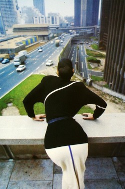 bleachyourself:Thierry Mugler by Helmut Newton