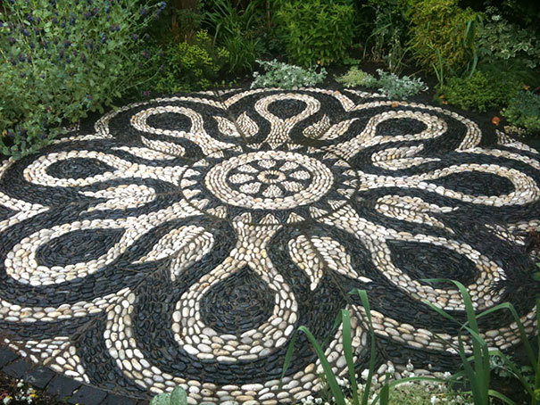 asylum-art:  10 Magical Pebble Paths That Flow Like Rivers   The garden or back-yard