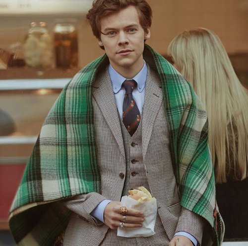 stylesarchive:Harry for the Gucci Tailoring 2018 Campaign