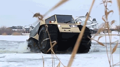 digg:  Hold on when did Russia get trucks that are actually tanks?