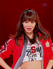 sooyounqster:  flawless soo 