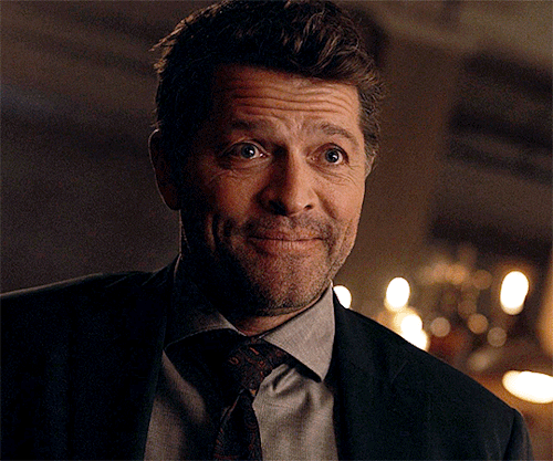 MISHA COLLINS As HARVEY DENTin GOTHAM KNIGHTS | 1.13 Night Of The Owls