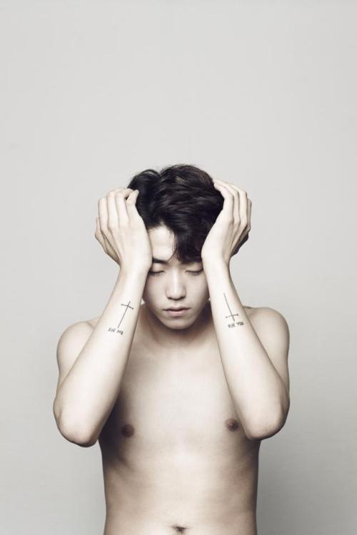 koreanmodel:  Lee Uisoo shot by Shin Say Byuk for The Growing
