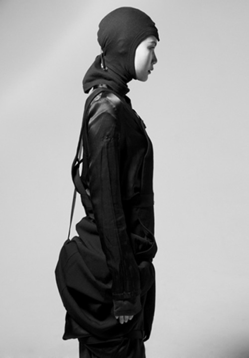 missing-light:  Head piece by American Apparel Dress by Comme des Garçons Silk dress by Ann D