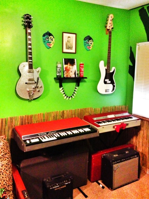 My music corner of the Voodoo Room is coming together. Combo organs, Gretsch, P-Bass, shrine to Lux 