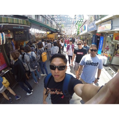 wheredoyoutravel:  ggest street markets in Seoul. We actually got separated and were lost for a couple hours haha!gram http://ift.tt/1n5Uxqg