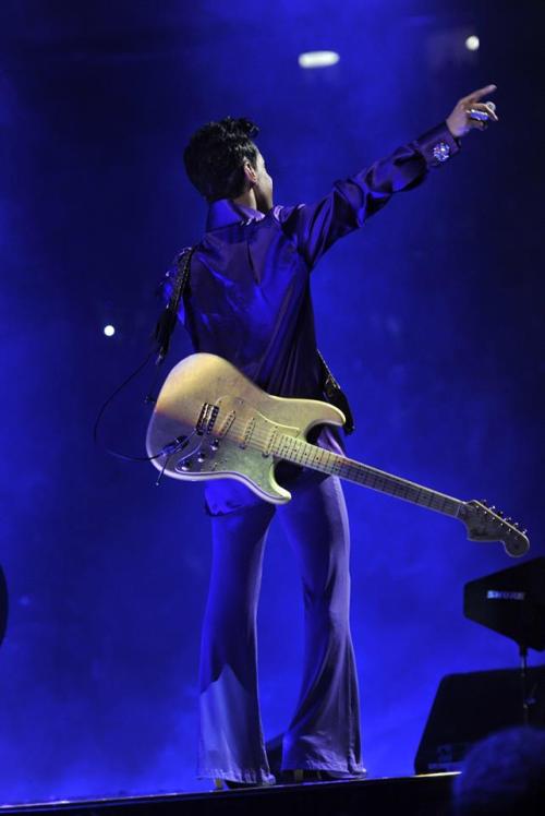 madisonsquaregarden:RIP Prince. Photo Credit: Kevin Mazur/Getty at Madison Square Garden on January 