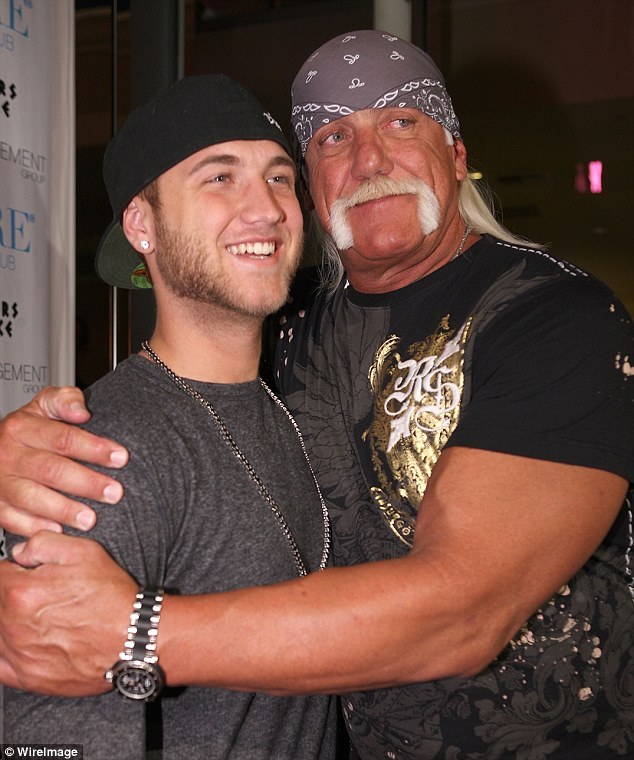 itscelebrixxxtiez:  Nick hogan  Peep More naked celebrities http://itscelebrixxxtiez.com
