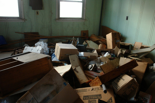 Beynon House (the abandoned hoarder house)