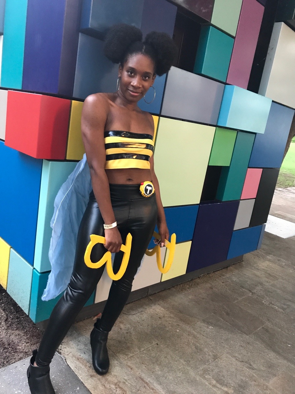0ny:My Bumblebee cosplay for day one of Comicpalooza. I had such a good time!