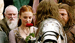 odetotheponds:  COUNTDOWN TO SEASON 4: 1.05 - The Wolf and The Lion  “Jon was