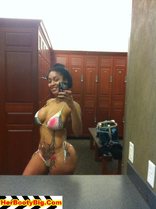 http://bigbootyclub.tumblr.com/post/64407377954