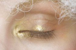 vlada-sasha-natasha:  John Galliano ss09