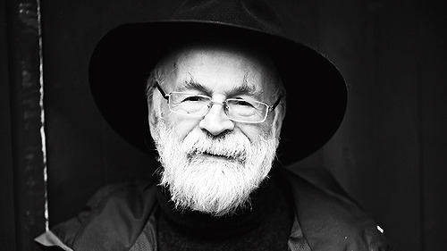 loversinalibrary:Man Crush Monday: Terry Pratchett“What have I always believed? That on the whole, a