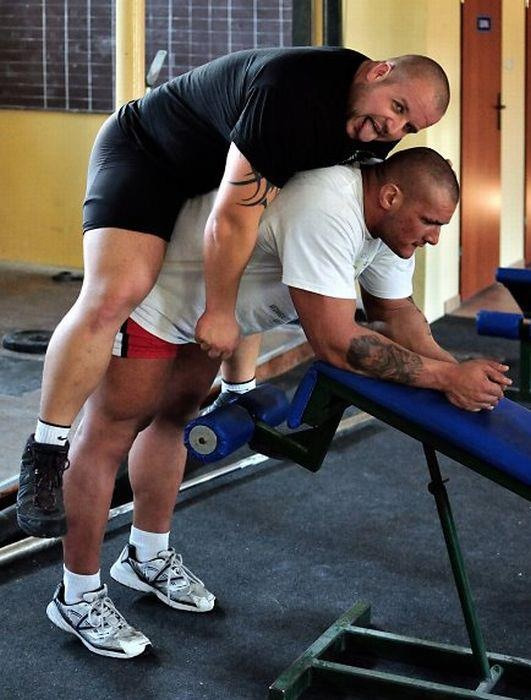 superbears:  SUPER CUTE SEXY, BROMANCE YUM