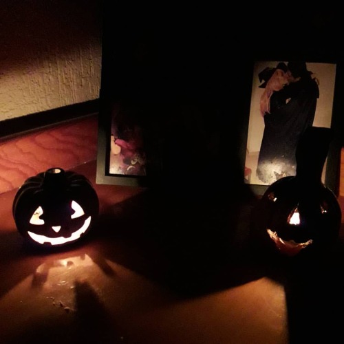 Aprovechando la adversidad #apagon #halloween #jackolanterns #calabazashttps://www.instagram.com/p/C