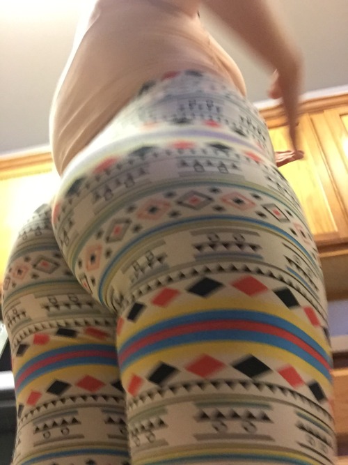 chubby-colombian-wifey:  bestamat:  chubby-colombian-wifey: allaroundbooty:   chubby-colombian-wifey:  Some selfies for the blog  while I make breakfast lol happy Saturday 😻😻😻😻🍆🍆🍑😝 -Wifey  Phatty Azz mmm #reblogking   🍑🍑🍑🍑🍑👌👌👌