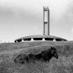 architectureofdoom:  b-a-c-u:  u-78 © BACU    Buzludzha Monument, Bulgaria, Guéorguy Stoilov, 1981