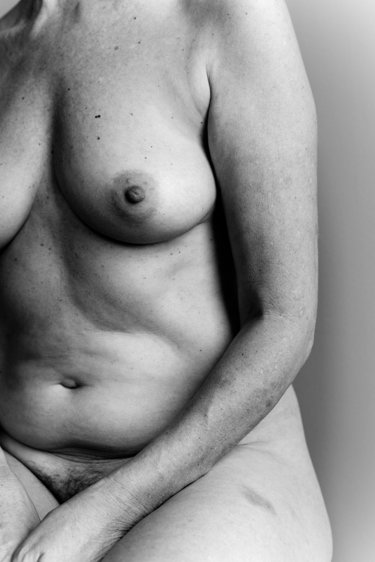 backspaceforward:   Nude was shot by Billy kidd.  