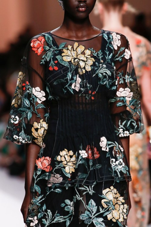 jeeez-louise: Fendi Spring 2019 RTW 〰️