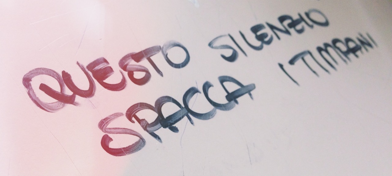 conlaltamareaneglisguardi:  ♚ 