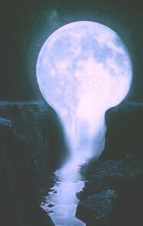 streamy-dream:  🌃🌃 on We Heart It. 