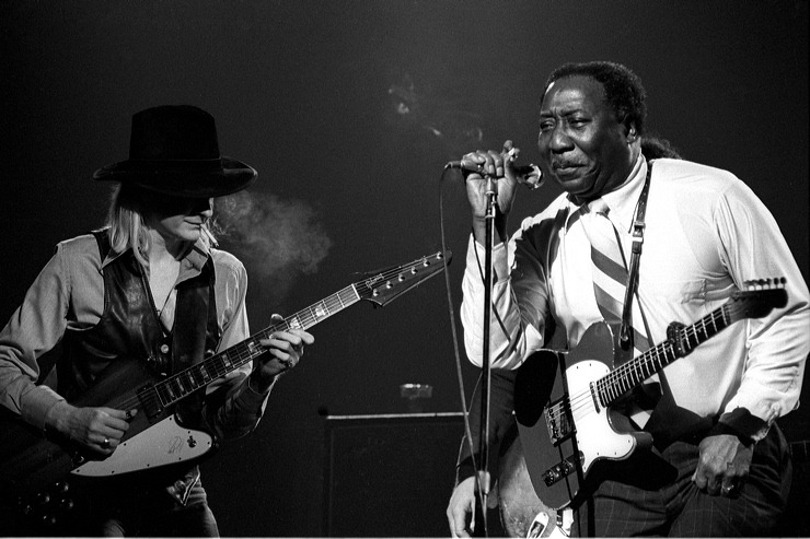 drbgood:  Johnny Winter on the guitar, Muddy Waters on the mic.  &ldquo;When