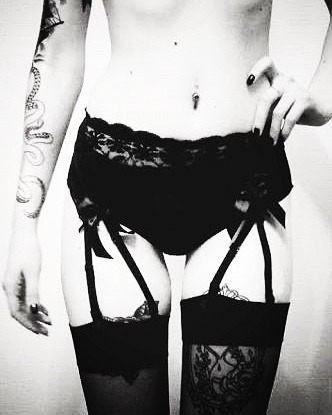 lifejustsucks-4:  #kittenplay #kitten #kittengear #kittencollar #kittenears #kittentail