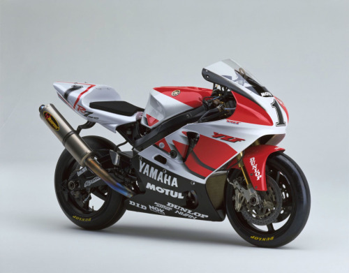 itsbrucemclaren:  01 –  04 –  Yamaha YZF-R7 Superbike (OW-02) ‘1999 05 - 06 -  Yamaha YZF-R7 Superbike (OW-02) ‘2000 07 - 08 -  Yamaha YZF-R7 Superbike (OW-02) '2001 09 —  Yamaha YZF-R7 Superbike (OW-02) '2002   —–