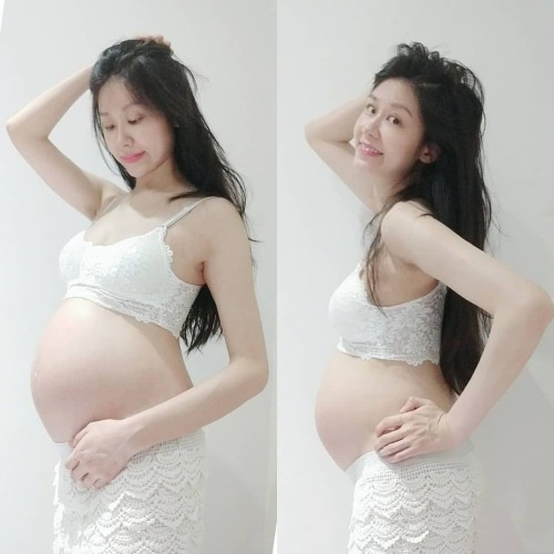 #Repost @apple842020. So cute&hellip; . . #pregnancy #gravidity #gravid#pregnancyphoto #babymamadanc