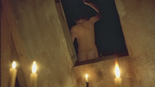 famousmaleexposed: Leonardo DiCaprio frontal and rear in  “ Total Eclipse ”Follow m