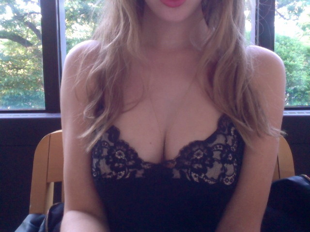 goddess-sex-kitten:  me bein cute in the library
