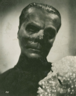 monstercrazy:  The Eternal Mask (1935)