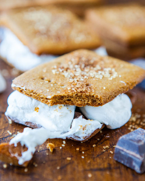 do-not-touch-my-food: Cinnamon Sugar Graham Crackers S’mores