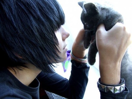 Can Anyone Send Me Images Of Emos In Non Emo Places/doing Non Emo Things?? I'm A Photography Student