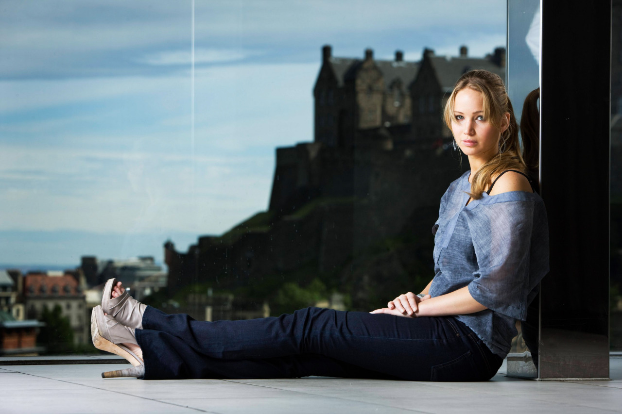 Sweet! Jennifer Lawrence!