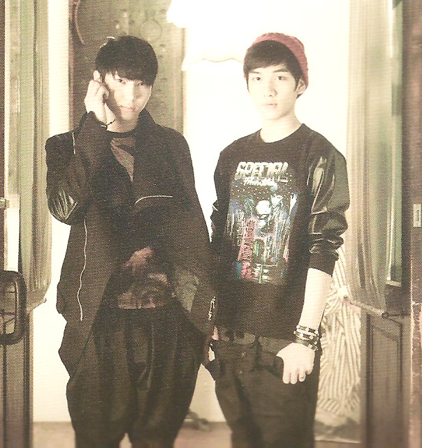 ottokavixx:  Han Sanghyuk and Jung Taekwoon in Tokyo → part 2 please credit if