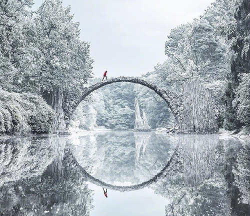  Four seasons  "Devil’s Bridge" (Rakotzbrücke)  Kromlau, Lower Silesia, is a distric