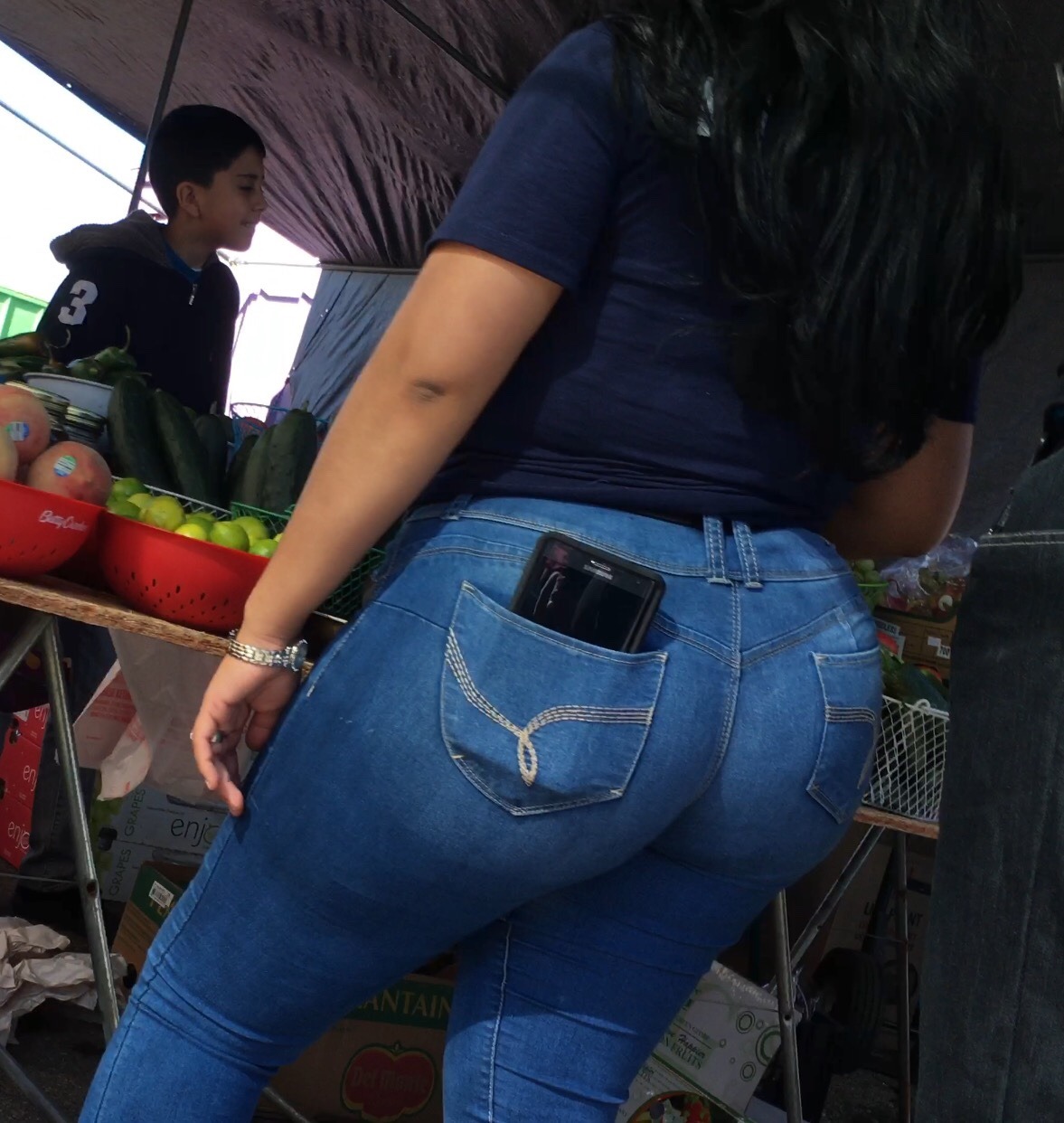 vvillegas1224:  Big ass Latina 🍑