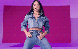 espositogifs:Sin Querer Queriendo ft. Mau y Ricky