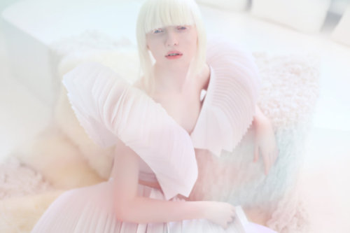 milkattack: Nastya Zhidkova photographed by Sosnovshchenko Valeria