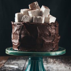 dessertgallery:  Chocolate Marshmallow Fluff Cake-Get your hourly source of sweet inspirations! || Follow us on FB too!