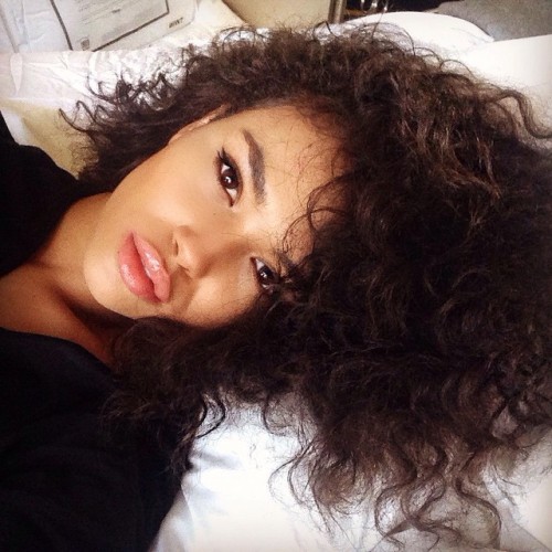 nastygall:  Isabella Peschardt