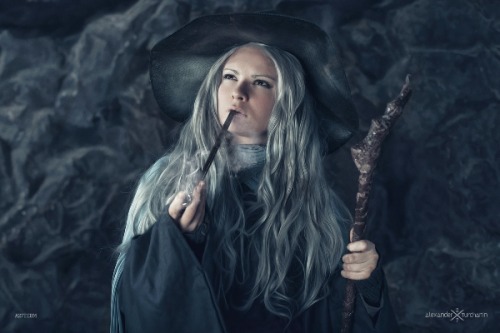 jedavu:  Gender-Swapped Photos Of Women Dressed As Male Characters From ‘The Hobbit’ by Russian photographer Alexander Turchanin  