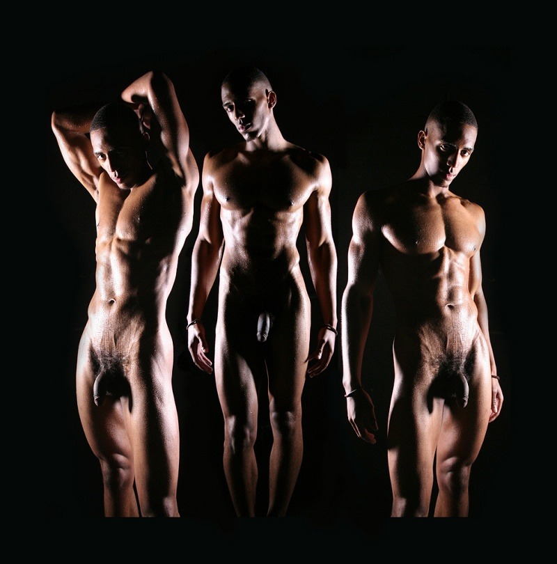 twistandturns:  Darrien Cubed 