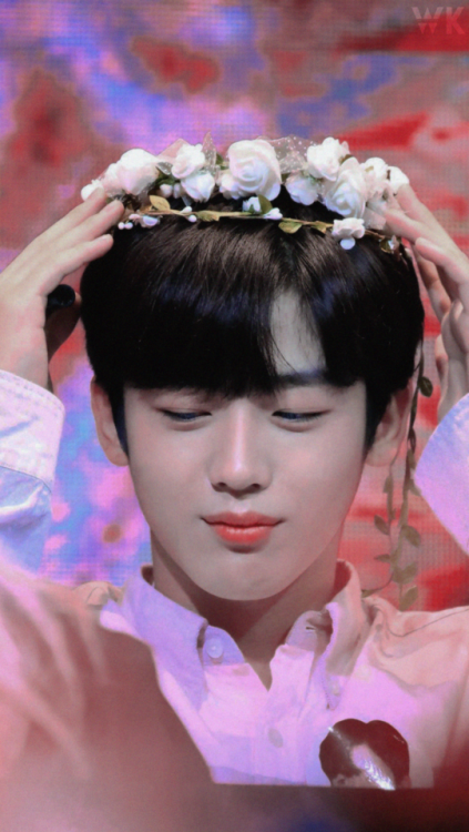 『YOHAN』saved? reblog or like© fantaken owners