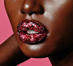 insanity-and-vanity:  Ajak Deng by Richard