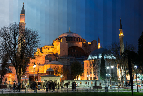 PHOTO - &ldquo;Time Slice&rdquo; Iconic buildings and monuments photographed over time by Ri