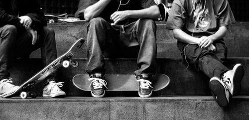 poppedamollyimsweatinwoo:  Real Skateboarding on We Heart It. http://weheartit.com/entry/50667539/via/fabricio_henrique